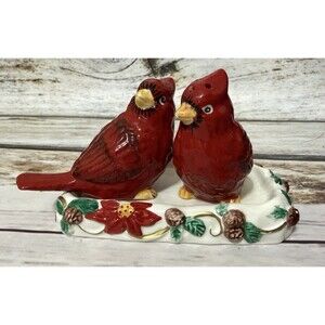 Vintage Ganz Holiday Christmas Red Cardinals Salt and Pepper Shaker Set Birds
